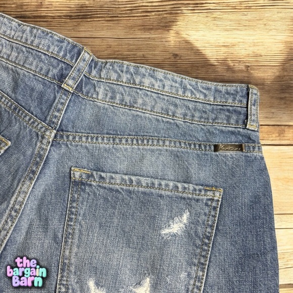 !!SALE! KanCan Women’s Button Distressed High Rise Cut-Off Denim Jean Shorts (7) - Picture 4 of 4